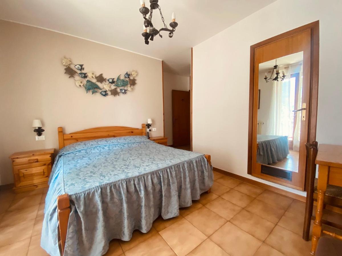 Locanda Del Boscaiolo Monasterolo del Castello Экстерьер фото